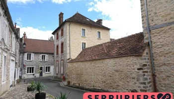 Porte de Samois - 77250 Moret-Sur-Loing