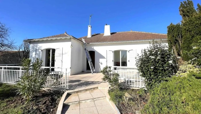 Artisan couvreur Meuche père et fils(recherche de fuite 7j7boussay Cugand getigne clisson la Bruffiere Montaigue - Boussay