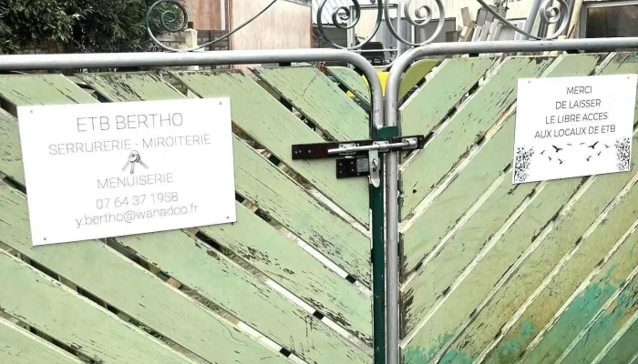 Etb Bertho Depannage Serrurerie Miroiterie Services En Bâtiment - 509 Rue Amiral Willaumez