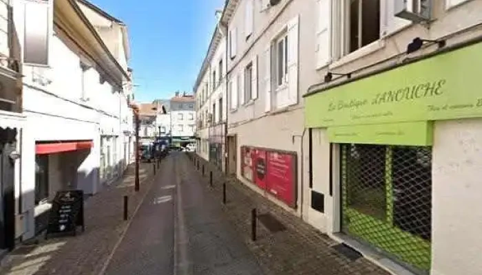 Fichet Bourgoin -    Porte Blindee   Coffre Fort   Serrure De Defense Street View Et 360deg - Bourgoin-jallieu