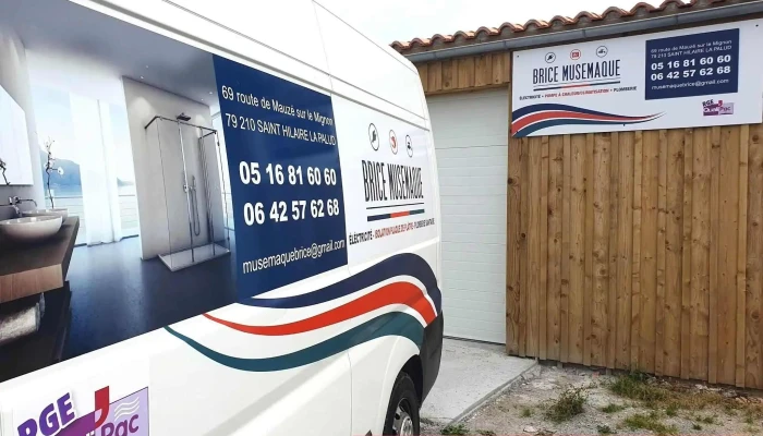 Musemaque Brice - 79210 Saint-Hilaire-La-Palud