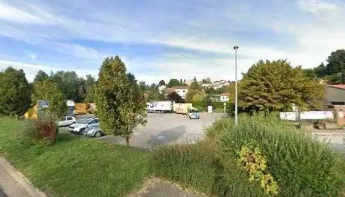 Profession Menuisier Saint -  Pal De Mons Installateur De Fenetres Et Menuiseries Street View Et 360deg - Saint-pal-de-mons