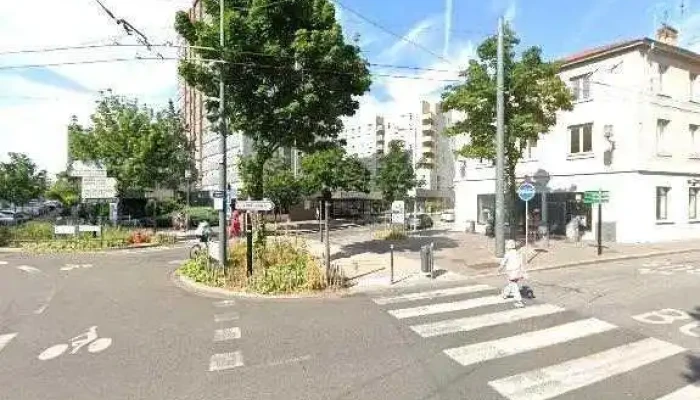 Serrurerie Albert Thomas -    Picard Serrures Groupe Gap Street View Et 360deg - Villeurbanne